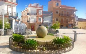 A.T. La Plaza
